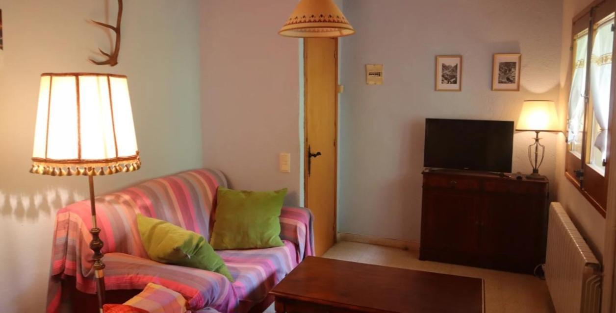 Cal Calau Vega Bed and Breakfast Planoles Εξωτερικό φωτογραφία